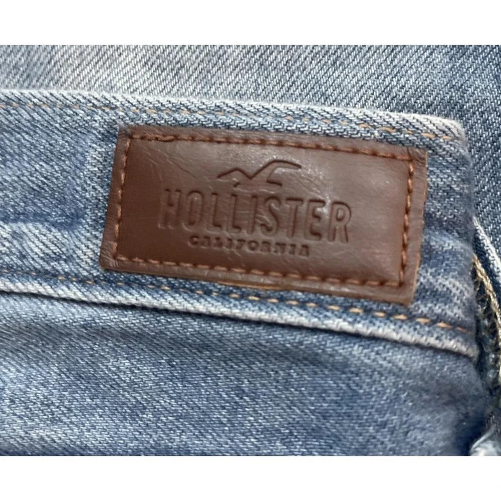 Hollister Boyfriend Crop Jeans 11R Blue Distressed Cuffed Button 30x25